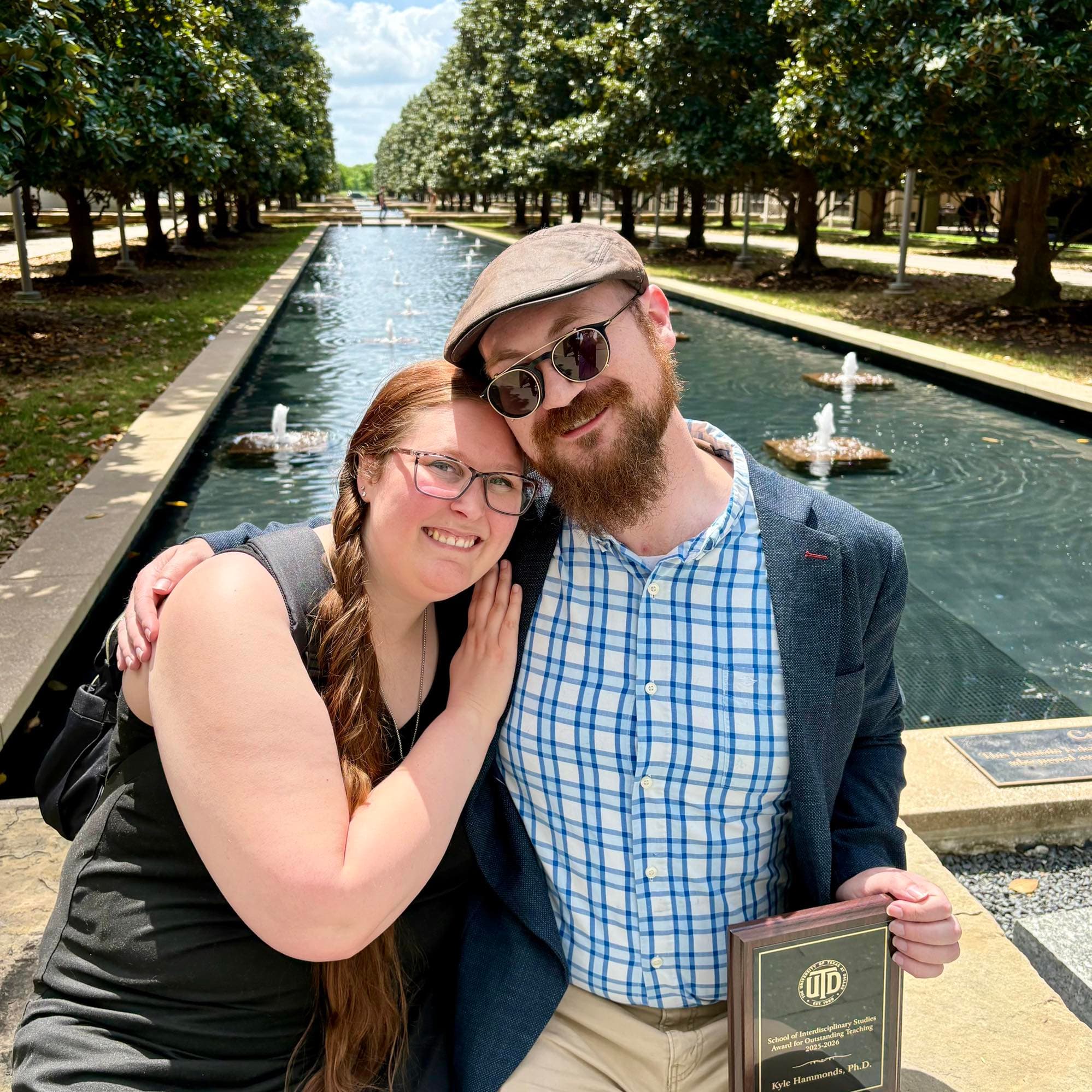 Kyle A. Hammonds receiving a teaching award